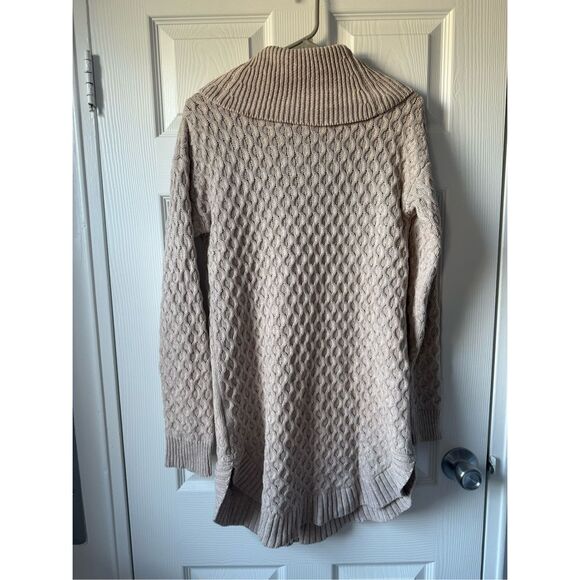 Motherhood Maternity Medium Turtle Neck Tunic Sweater Tan Cable Knit - Picture 3 of 3